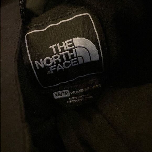 The North Face Varius Guide Jacket Black
Size XS HyVent Shell. - Picture 7 of 7